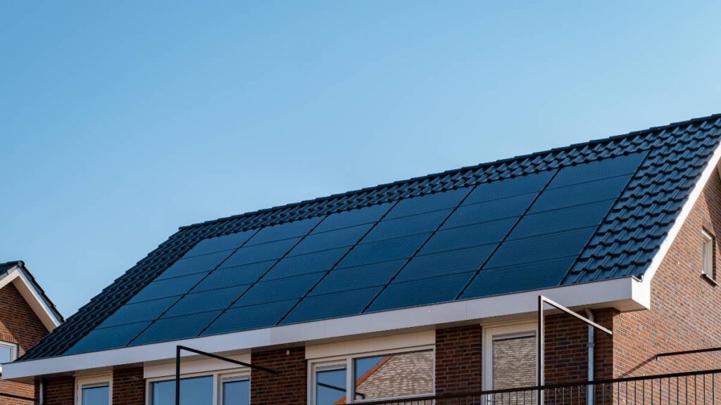 Residential Solar 101: Your Essential Guide to Home Solar Panel Installation