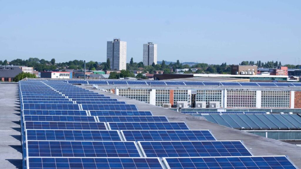 Solar Energy in Business: How Commercial Entities are Going Green with Solar